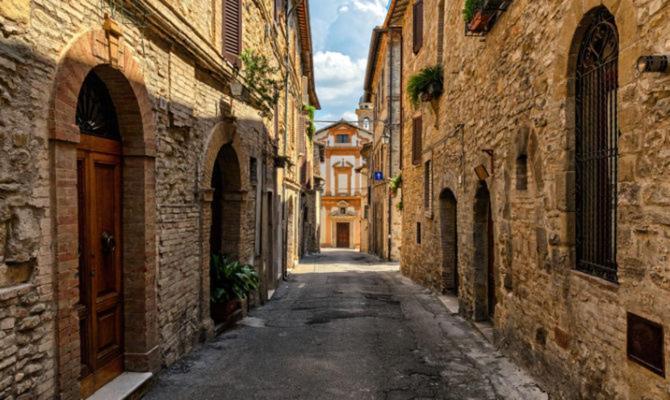 Alloggio Flaminia Con Parcheggio Di Proprieta! Беваня Екстериор снимка